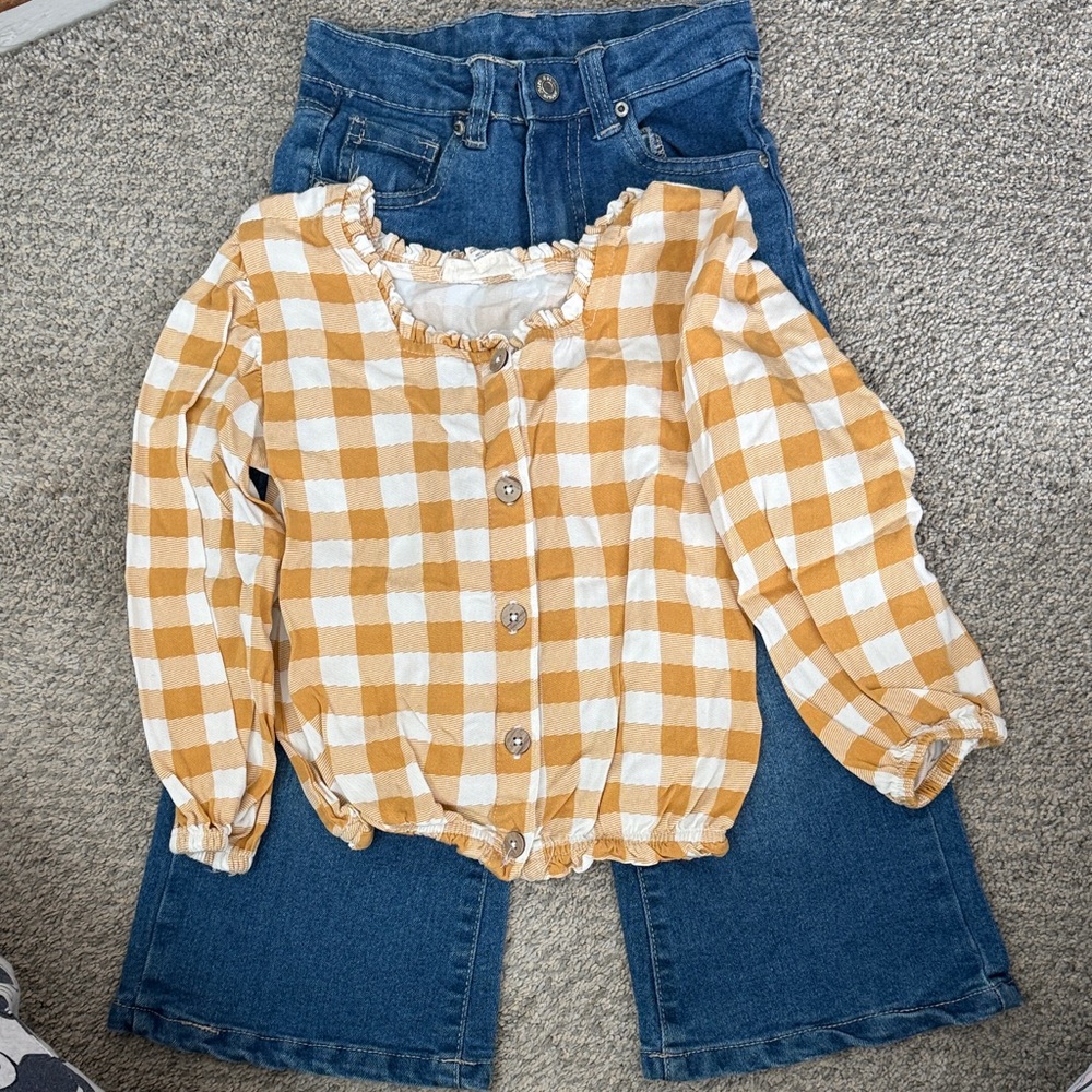 Jessica Simpson Yellow and White Gingham Top with Jeans Set